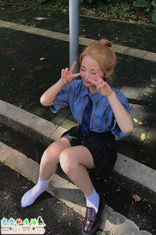 [最爱帆布鞋]012-学妹丝袜美腿写真【125P/285M】