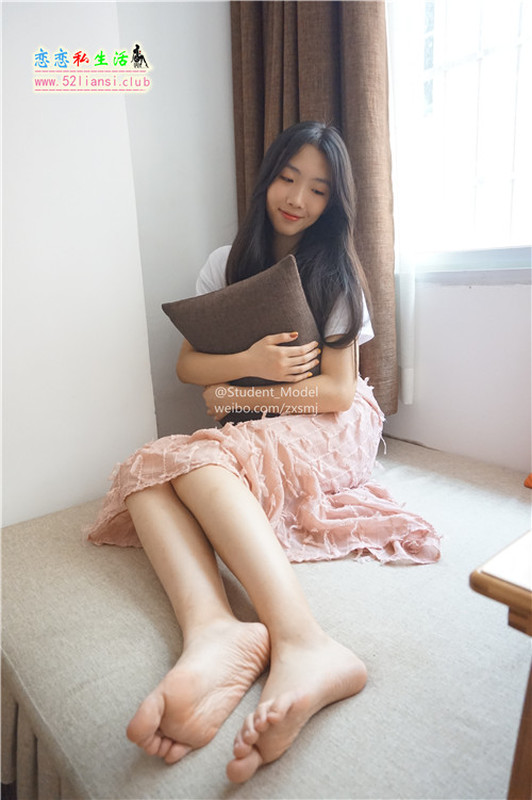 [Student_Model] 编号09-Bee【125P/378M】
