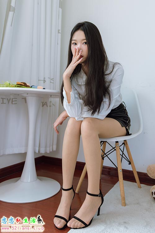 [物恋传媒] No.1680 小竹-云端下起舞(带视频)【150P+1V/3.96G】