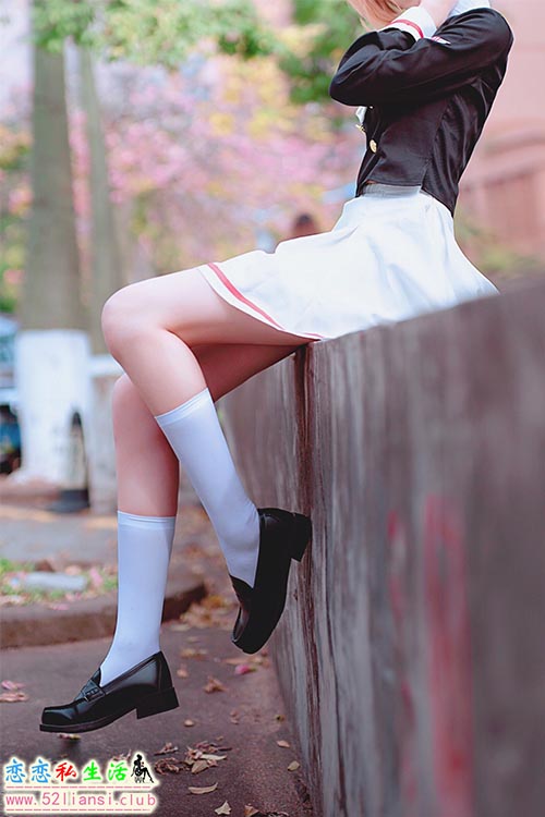 [南桃Momoko] 40-木之本樱制服【9P/19M】