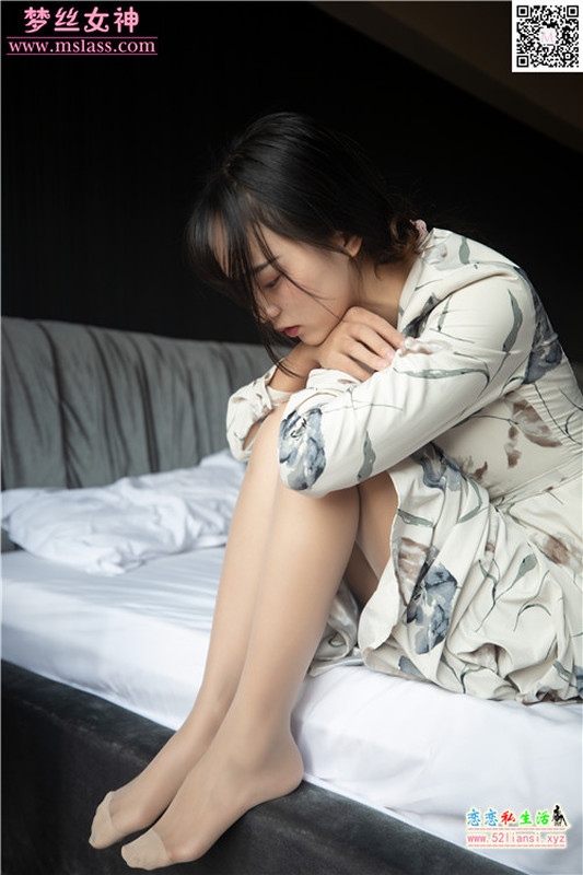 [MSLASS梦丝女神] NO.066-玥玥 长裙的美人坯子（带视频）【54P+1V/639M】