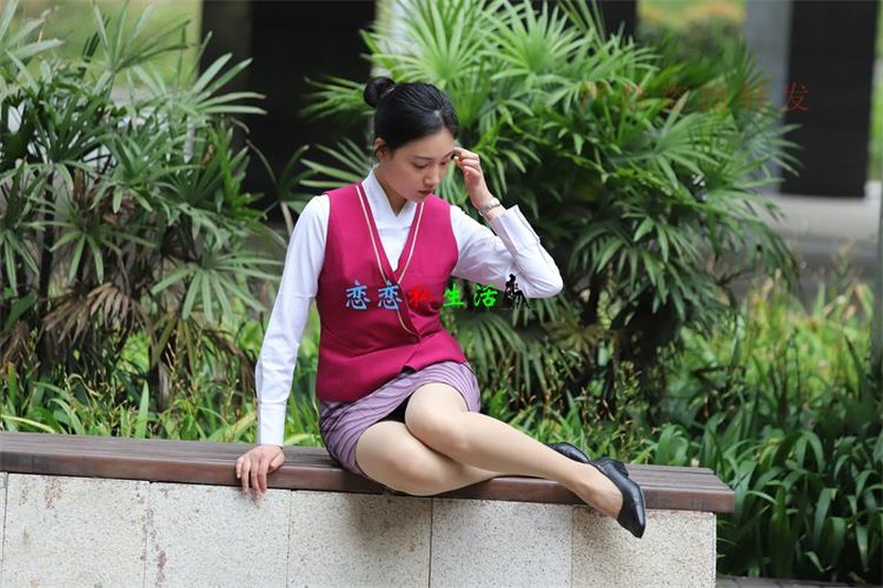 大西瓜爱牙膏-2018 5月活动 模特2 空乘制服Part1【176P/890M】 大西瓜爱牙膏-2018 5月活动 模特2 空乘制服Part1【176P/890M】
