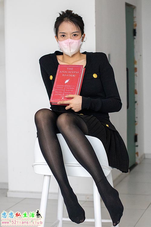 [精选资源]044-袜社-黑衣高颜值小姐姐黑丝美足(带视频)【174P+1V/6.99G】