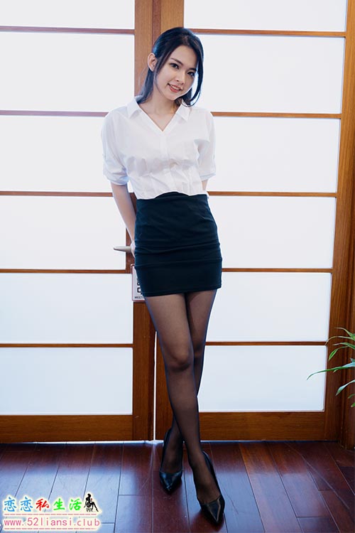 [街拍丝足]280-长腿美模 米浆 - OL制服【99P/346M】