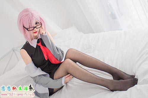 [南桃Momoko] 43-玛修制服【29P/35M】