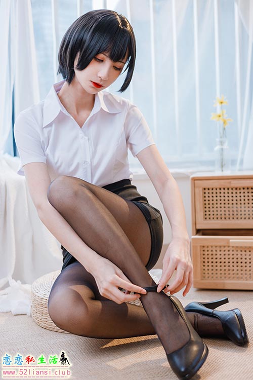 [美图精选]450-贝儿酱Miki-OL装【31P/49M】