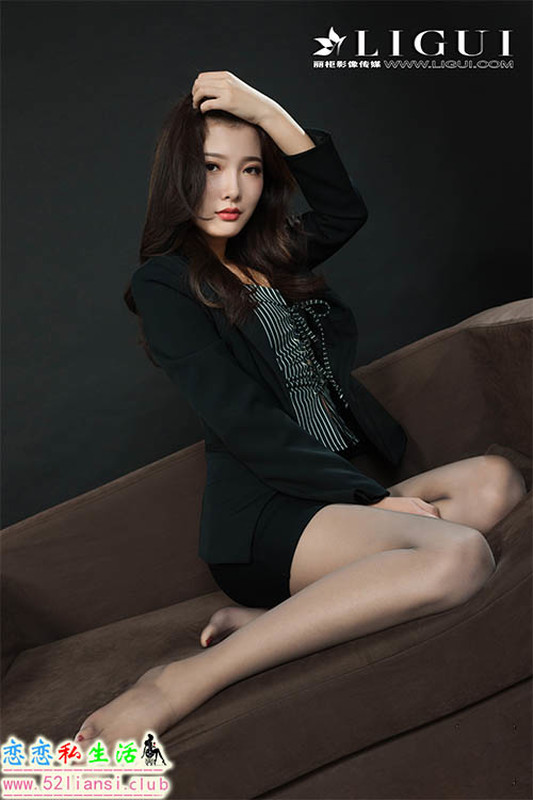 [Ligui丽柜] 2021.01.25《职场新秀》可心【63P/69M】