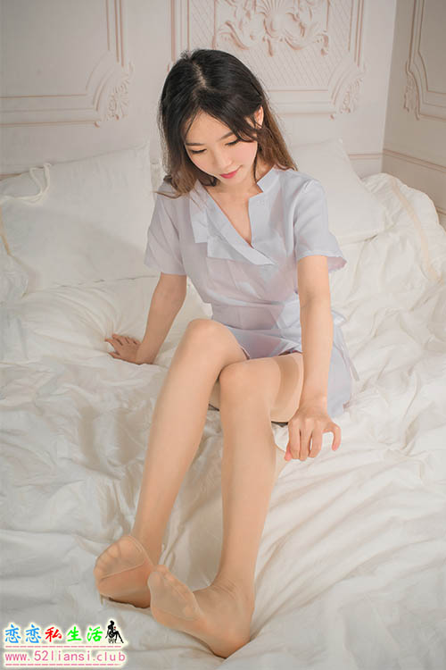 [美图精选]689-抖娘-利世 俏皮小护士【41P/90M】