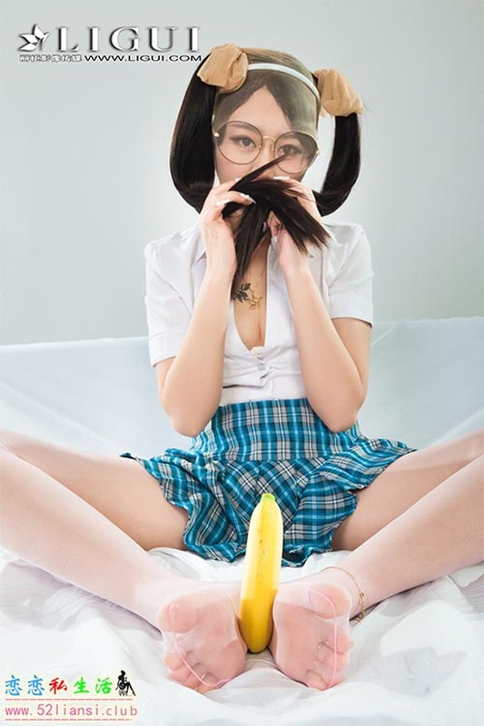[Ligui丽柜] 2021.06.02《奶蕉丝颜》小熊【70P/72M】