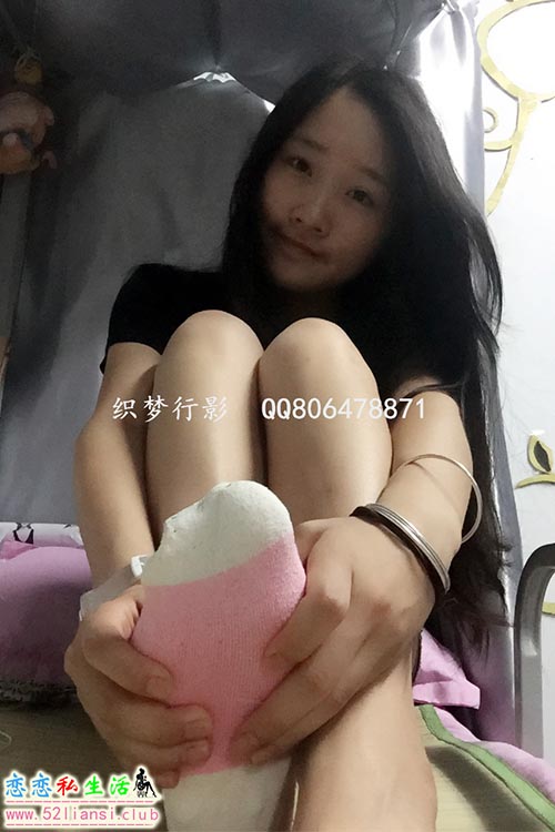 [织梦行影] 第010期 宿舍粉袜运动鞋【19P/5M】