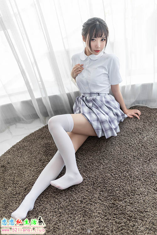 [面饼仙儿] NO.069 白丝制服少女【40P/537M】