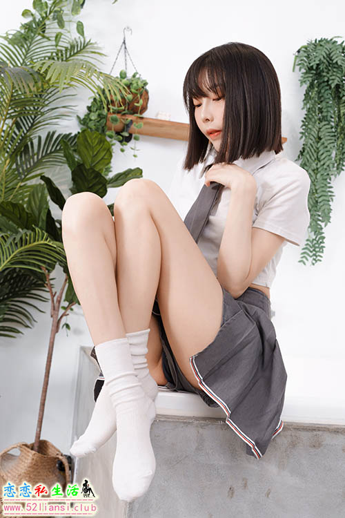 [Limerence] 57 素人林莹 JK小隻馬の性感裸足(带视频)【166P+1V/2.96G】