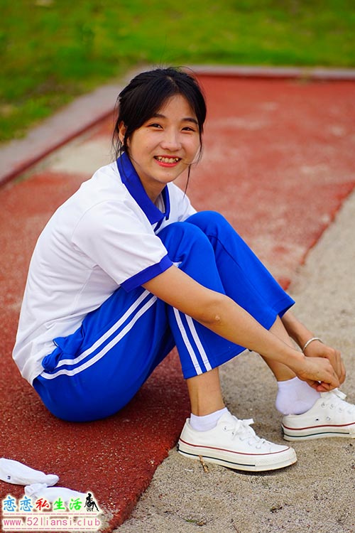 [初夏女神]047期 点点~《跳远运动》心疼我这白色的帆布鞋(带视频)【171P+2V/6.64G】