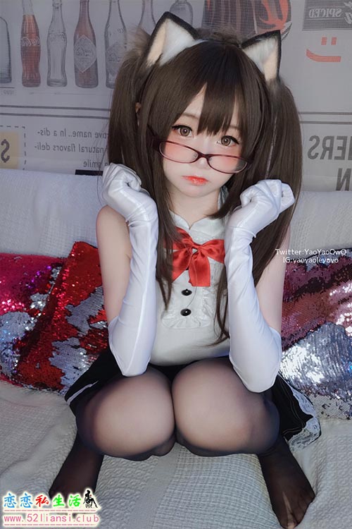 [美图精选]718-软妹摇摇乐yoyo-黑丝JK制服【57P/75M】