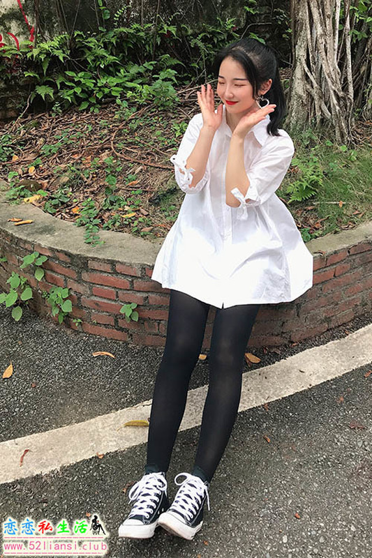 [最爱帆布鞋]055-学妹丝袜美腿写真（带视频）【139P+2V/598M】