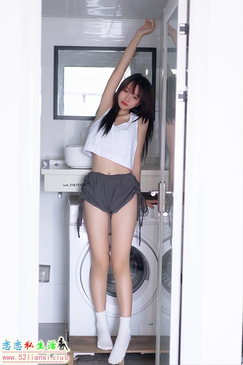 [美图精选]973-柒柒要乖哦-初恋背心【76P/173M】