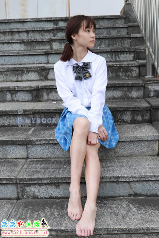 [MZSOCK]爱美足001 点点清纯小萝莉 裸足【93P/33M】
