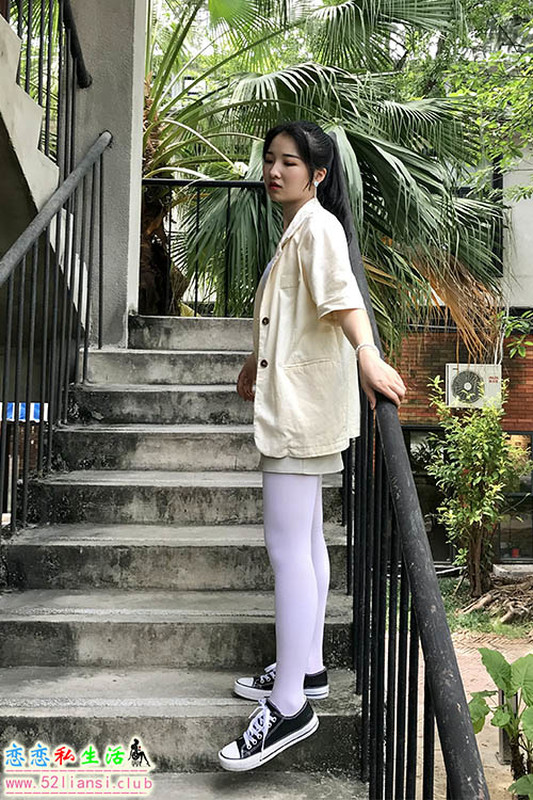 [最爱帆布鞋]042-学妹丝袜美腿写真（带视频）【93P+4V/1.02G】