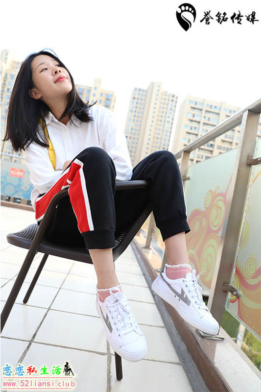 [誉铭传媒] 281期-学妹校服粉棉袜【93P/251M】