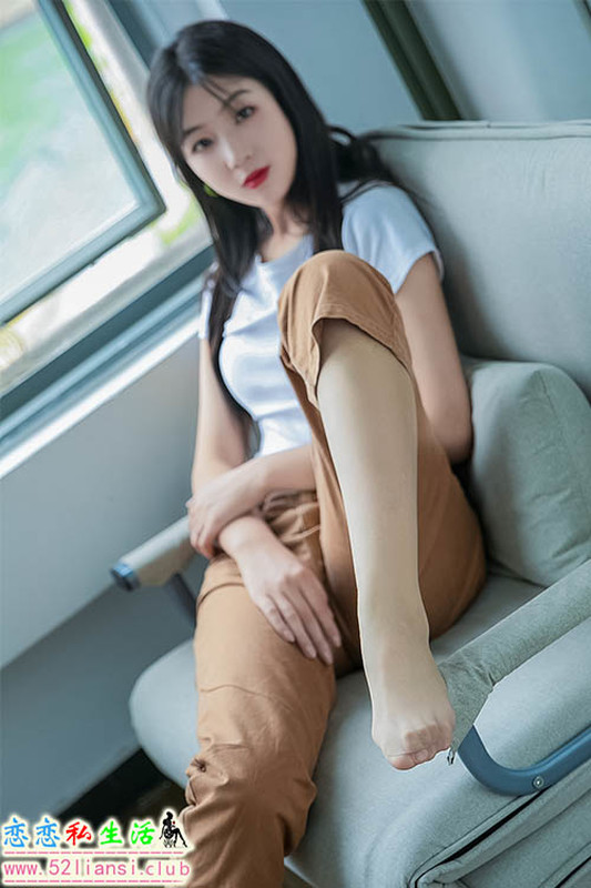 [LD零度摄影]第82期 设计专业应界毕业生晶晶【45P/35M】