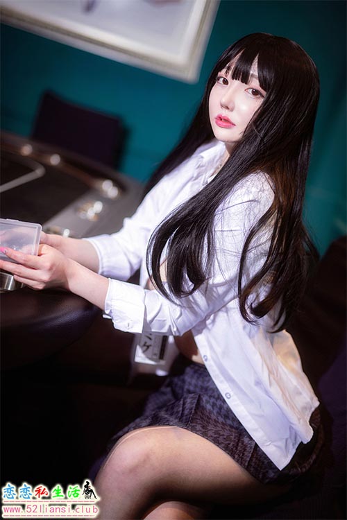 [BlueCake] NO.008 Ye-Eun - Hardcore Gambling【109P/271M】