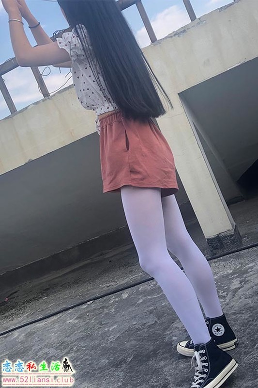 [最爱帆布鞋]054-学妹丝袜美腿写真（带视频）【137P+2V/732M】