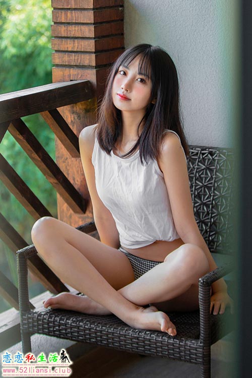 [美图精选]349-念雪ww -夏日微风【50P/95M】