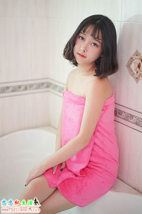 [YALAYI雅拉伊] No.025 醉在红酒杯里 王小淼【42P/368M】