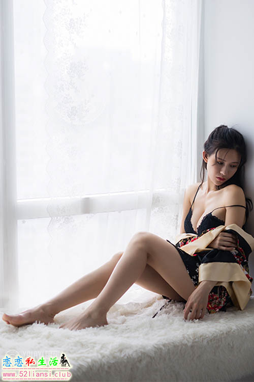 [YALAYI雅拉伊] No.383 瑶瑶《无形诱惑》【42P/107M】