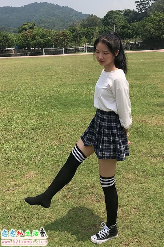 [最爱帆布鞋]027-学妹丝袜美腿写真（带视频）【109P+3V/336M】