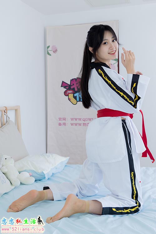 [物恋传媒] No.1726 小敏-爱的抛物线(带视频)【160P+1V/3.66G】