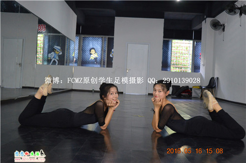 [FCMZ学生足模]A43-舞蹈2妹子【135P/95M】