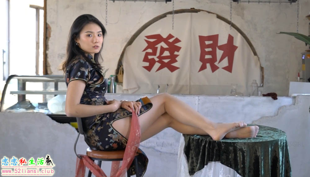 [MussGirl慕丝女郎]视频 NO.006-晋级头号女神酷似张曼玉的小茹旗袍脏丝足秀【4min/1.1G】