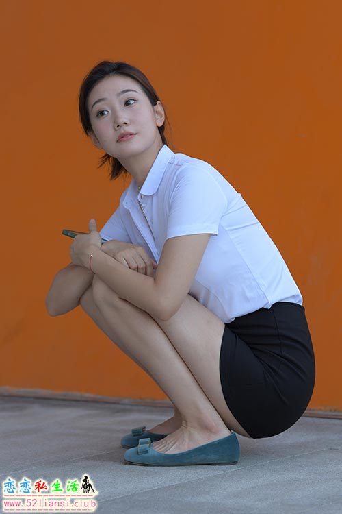 [魔镜街拍] 217-精选街拍-一只麋鹿摄影作品 - 黑色制服包臀裙美女【425P/363M】