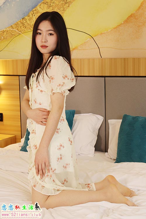 [初夏女神]011期 水吉~2023款春季S码连衣裙搭错了鞋(带视频)【90P+1V/5.62G】