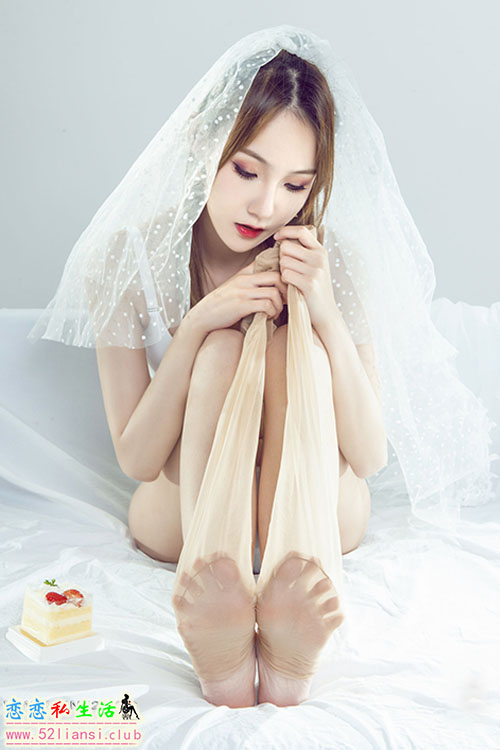 [Ligui丽柜] 2023.07.17《甜蜜的陪伴》心心【84P/40M】