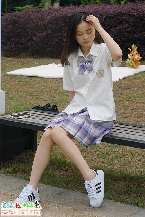 [初夏女神]043期 十一~《周末丛林》JK套搭配的袜子遭嫌弃(带视频)【153P+1V/6.09G】