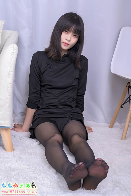 [SSA丝社]超清写真 No.727 腿模丹丹的黑丝美腿(下)【119P/3.83G】