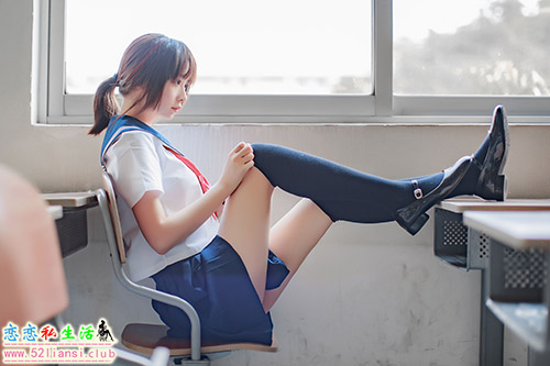 [疯猫ss]NO.027同桌的水手服【41P/66M】