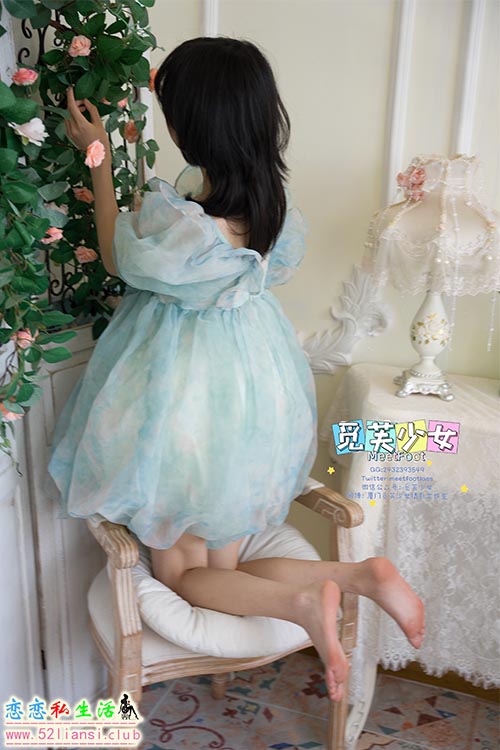 [觅芙少女]NO.033 小婉-袭蓝色纱裙构筑今晚浪漫的梦境(带视频)【251P+1V/5.61G】