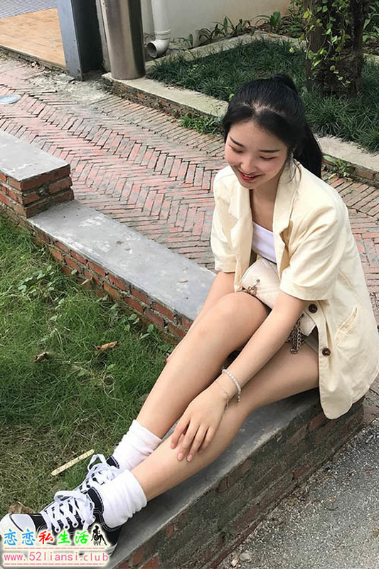 [最爱帆布鞋]042-学妹丝袜美腿写真（带视频）【93P+4V/1.02G】