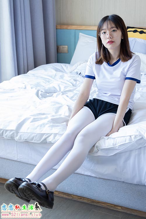 [袜啵啵] 108期 小甜豆-皮鞋、厚白丝、踩奶油蛋糕剧情(带视频)【137P+1V/5.43G】