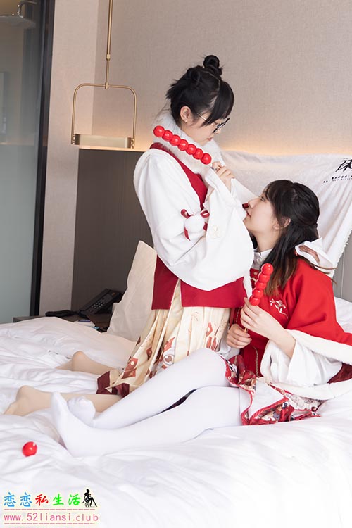 [袜啵啵] 054期 小甜豆与稚予-给大家拜年啦(带视频)【139P+1V/5.87G】