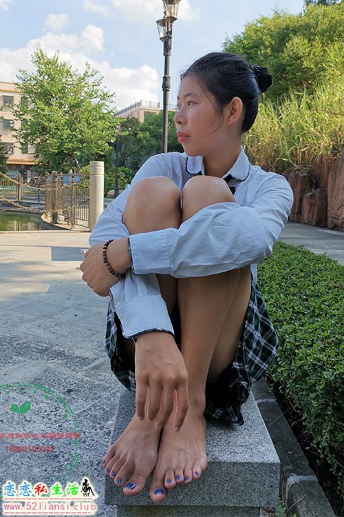[中山足模摄影] No.007 2020诗诗-第1期(带视频)【60P+1V/875M】
