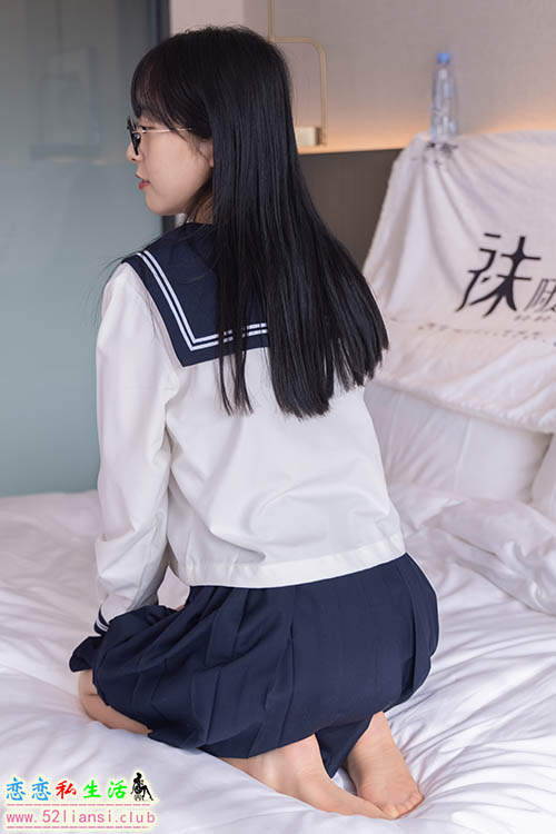 [袜啵啵] 积分限定作品 NO.005 稚予-JK制服、皮鞋、油亮肉丝(常规加长版)【134P+1V/4.12G】
