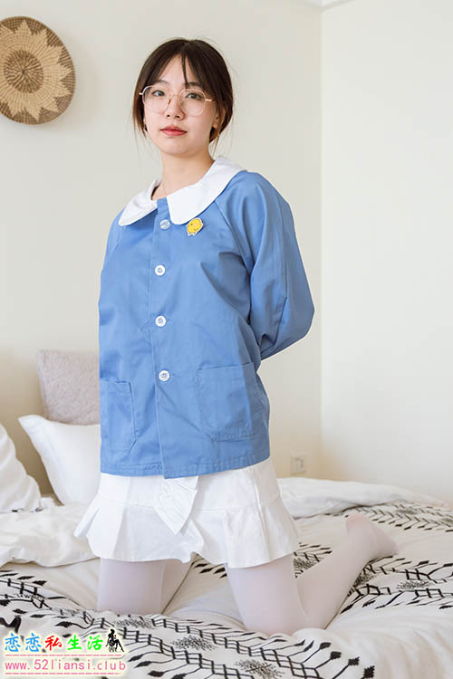 [袜啵啵] 093期 小甜豆-贝壳头、厚白丝(带视频)【132P+1V/5.96G】
