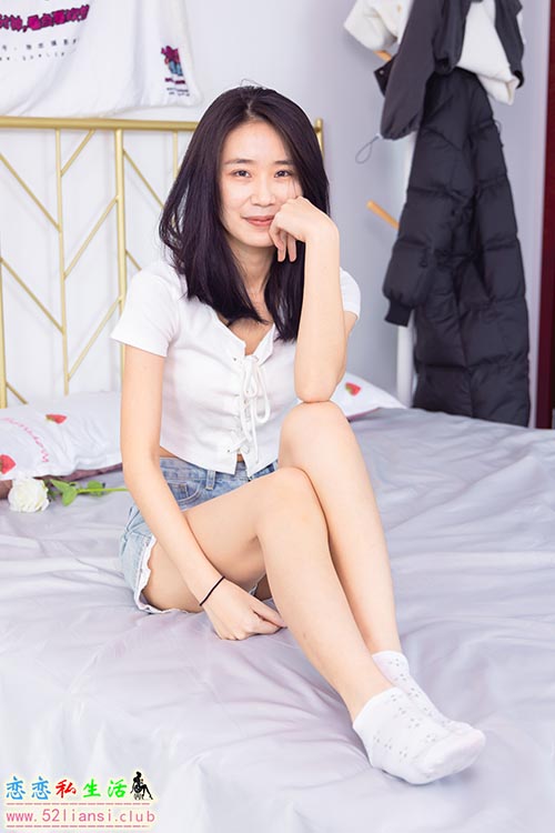 [物恋传媒] No.1552 菜菜-白色的花(带视频)【177P+1V/3.92G】
