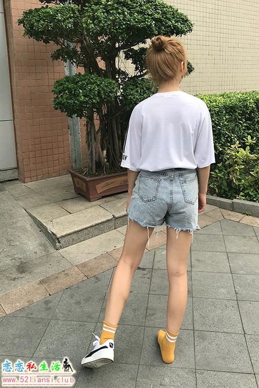[最爱帆布鞋]038-学妹丝袜美腿写真【301P/654M】