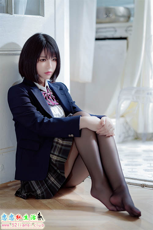 [美图精选]32-半半子-彼女の制服姿が好き【54P/85M】
