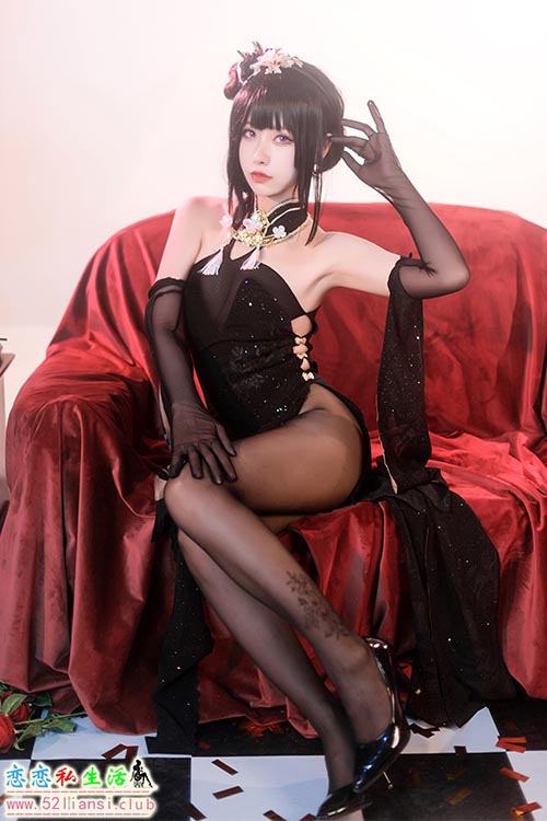 [美图精选]906-Momoko葵葵-碧蓝航线镇海 奇奢花苑【24P/53M】